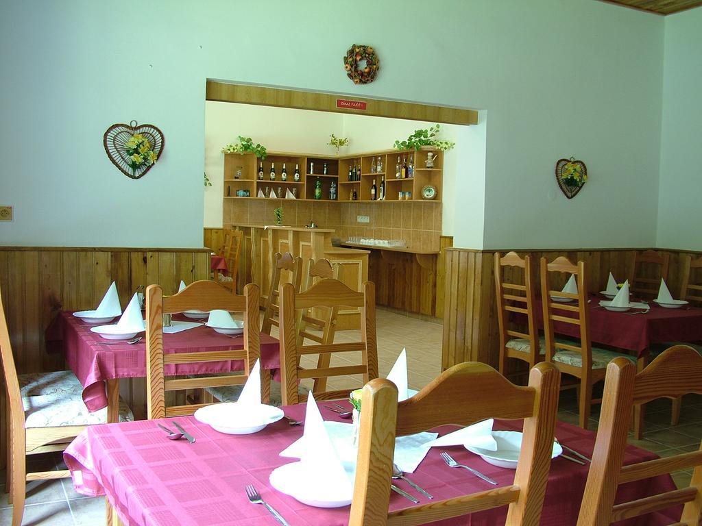 Penzion Borovica Stratená Exterior photo