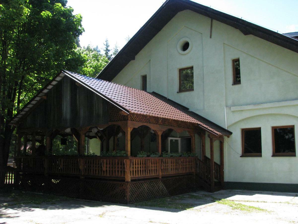 Penzion Borovica Stratená Exterior photo